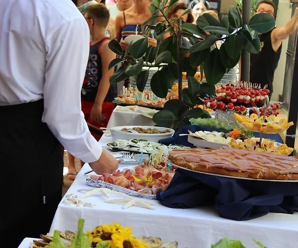 Astra كاتوليكا