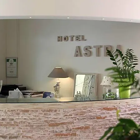 Astra 2*